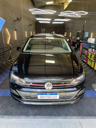 VOLKSWAGEN POLO 1.0 200 TSI COMFORTLINE AUTOMÁTICO